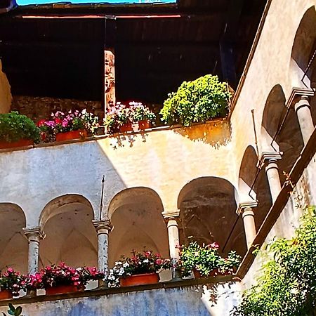 Il Granaio Di Palazzo Guicciardi Apartment San Bernardo  Стая снимка